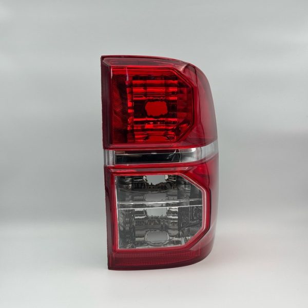 SAT TOYOTA HILUX უკანა მარჯვენა მაშუქი (2011-2015)